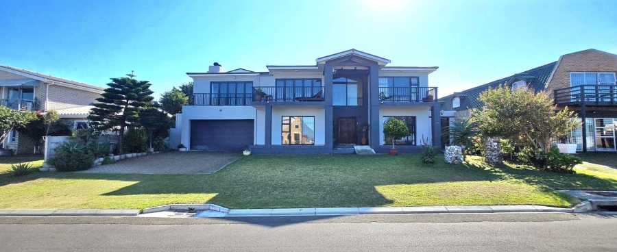 6 Bedroom Property for Sale in Franskraal Western Cape